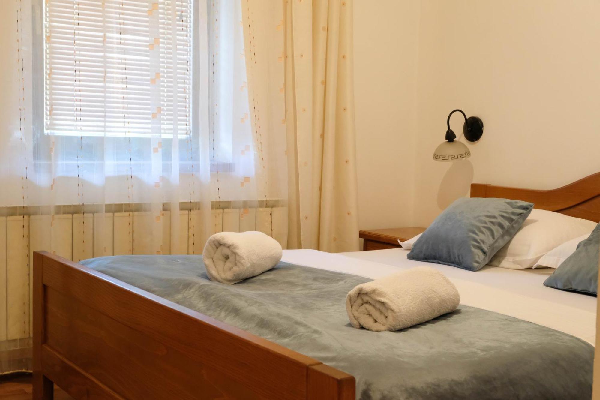 Bed And Breakfast Vijecnica Szarajevó Kültér fotó