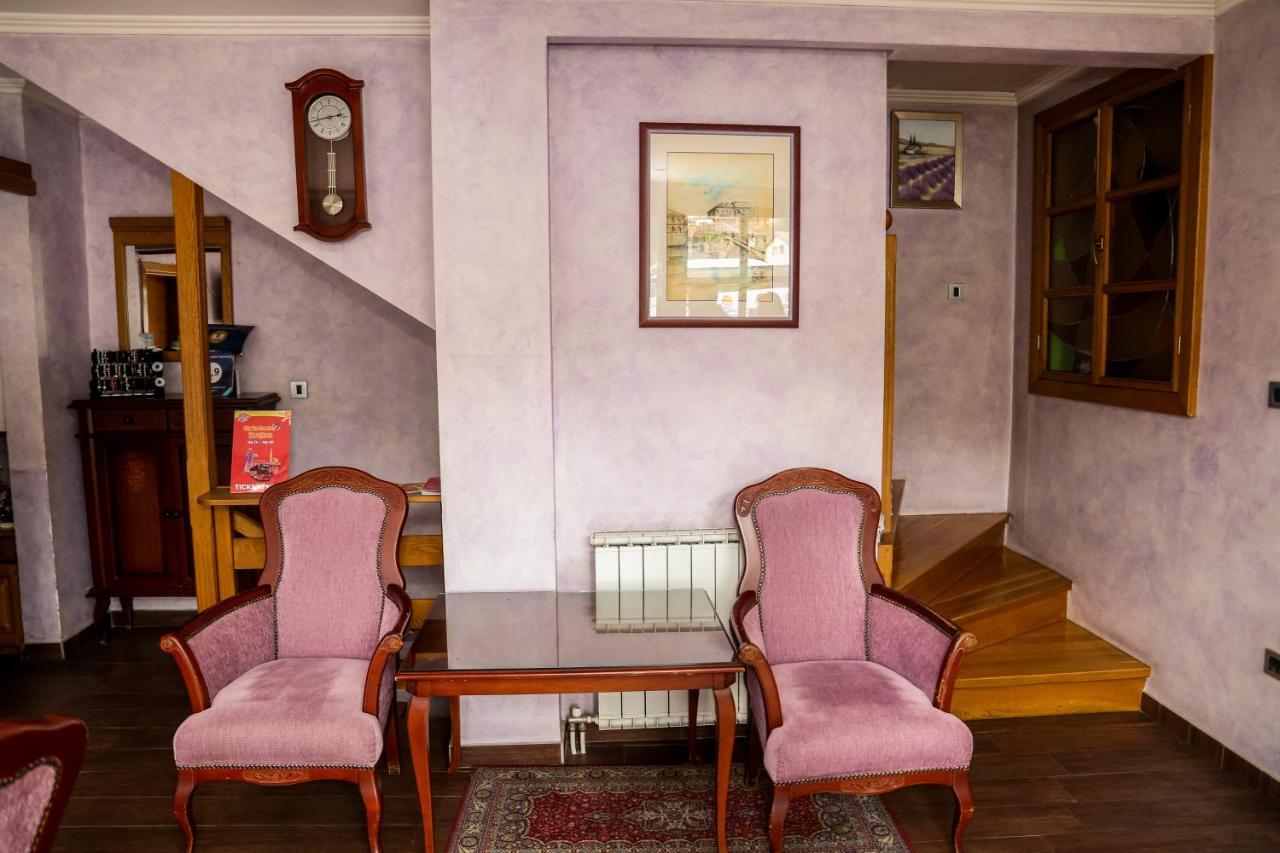 Bed And Breakfast Vijecnica Szarajevó Kültér fotó