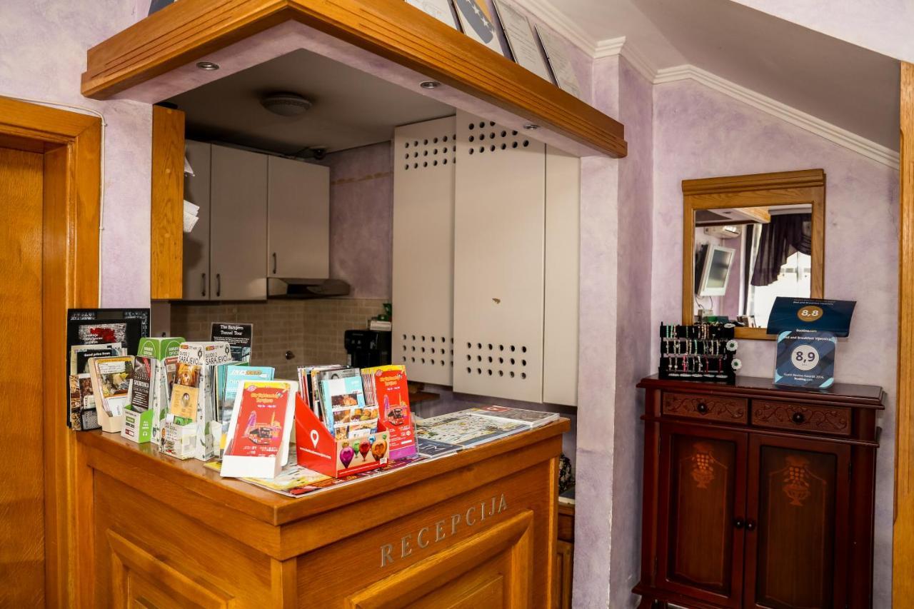 Bed And Breakfast Vijecnica Szarajevó Kültér fotó