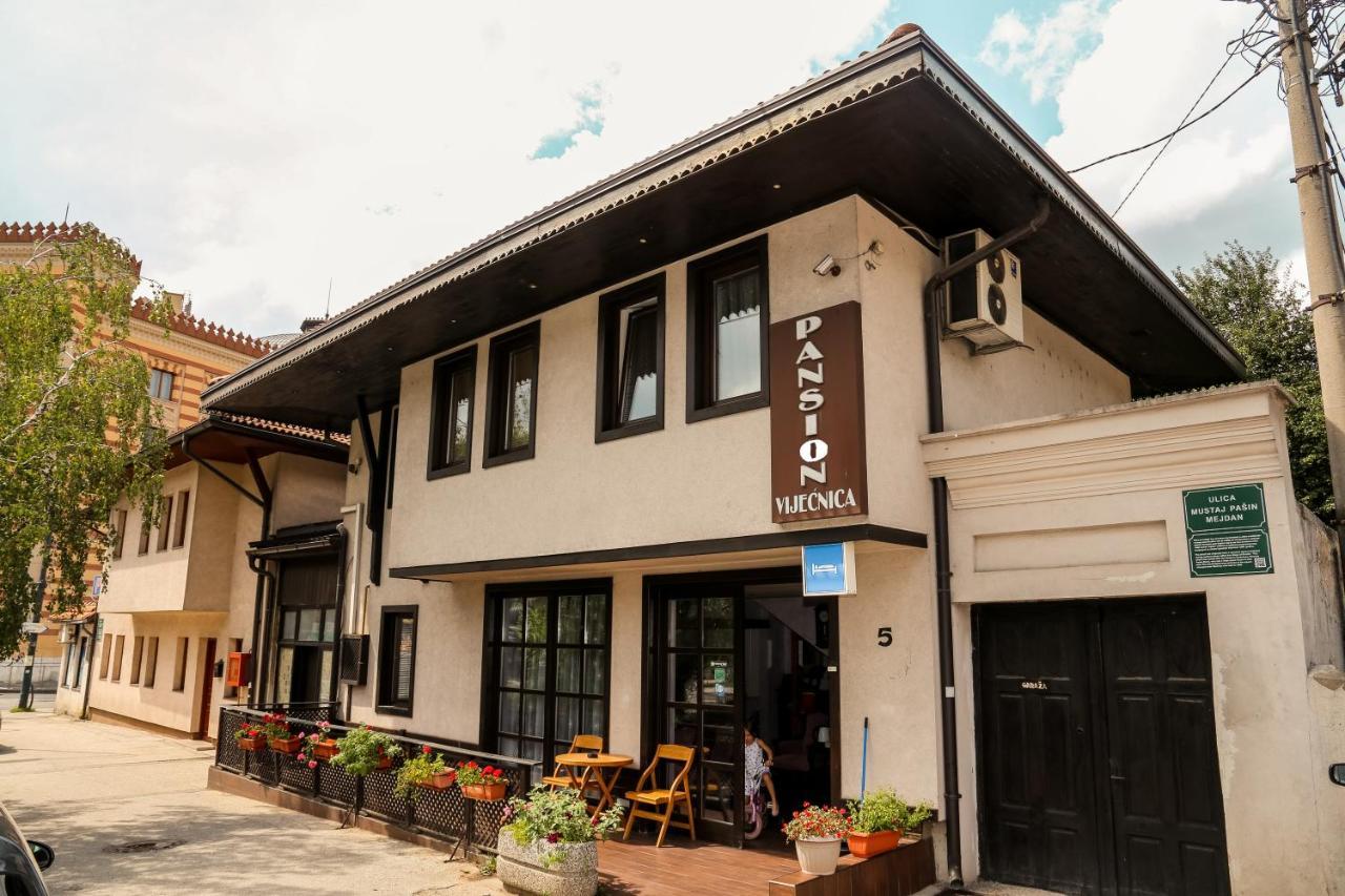 Bed And Breakfast Vijecnica Szarajevó Kültér fotó